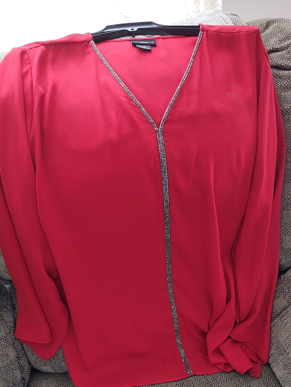 Liz Claiborne Women Sophisticate Embellished V-Neck Red Blouse